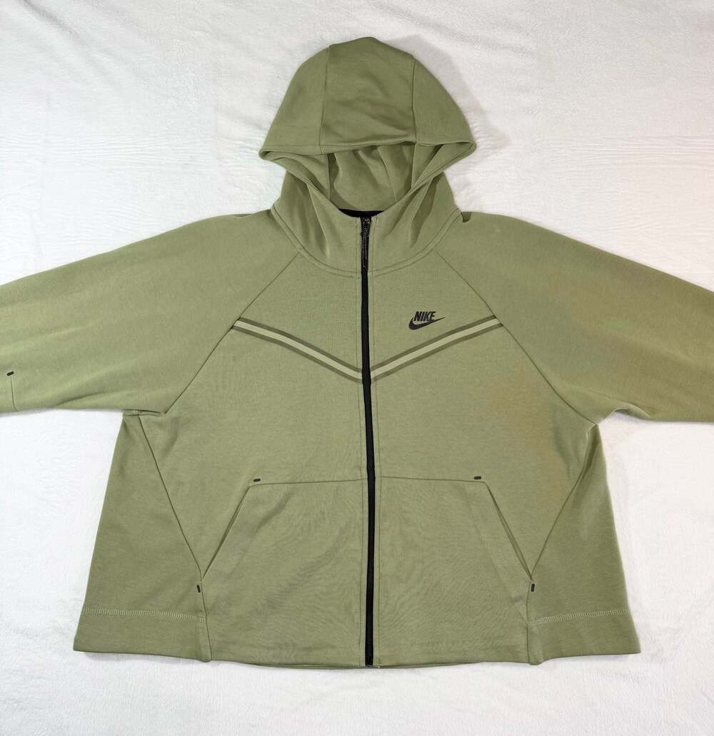 Nike Sportswear Tech Fleece Windrunner Women's Full-Zip Hoodie Alligator Green